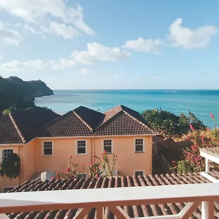 Beachfront Acqua Villa
